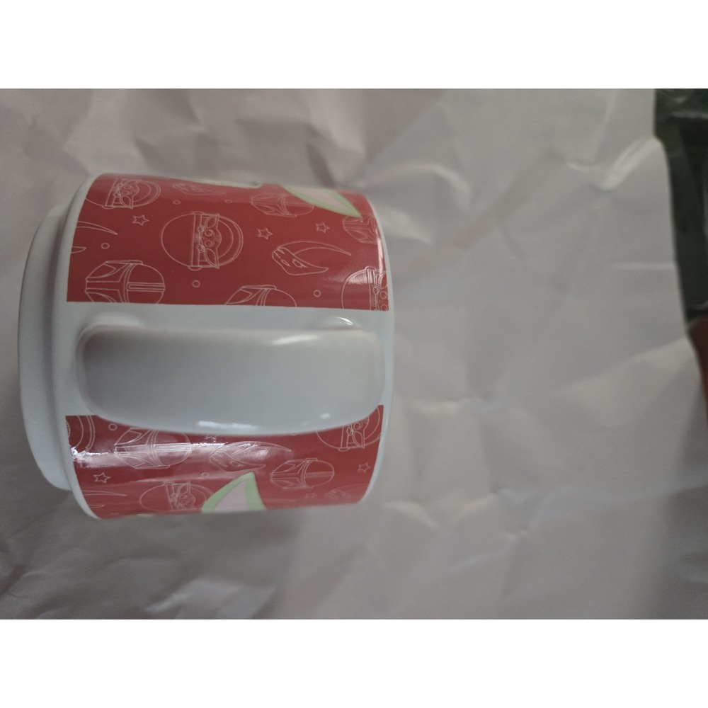 Used Yoda Star Wars Ceramic 14oz Red Coffee Mug - Picture 5 of 5